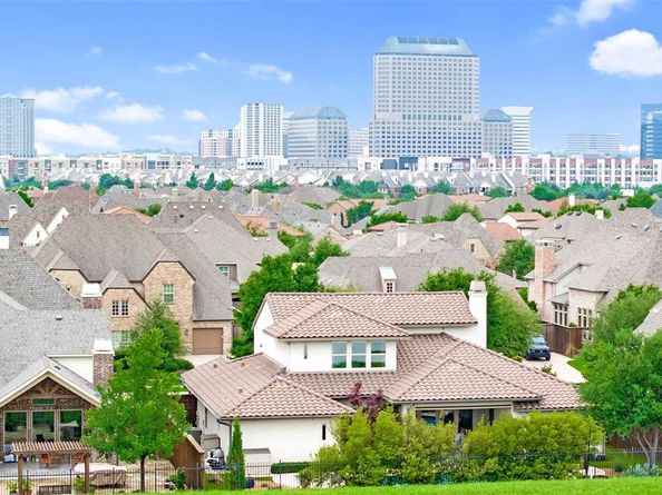 655  Creekway Drive , Irving Texas 75039