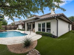655  Creekway Drive , Irving Texas 75039