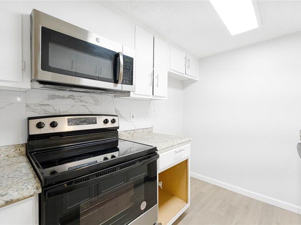3121  Park Lane  1146, Dallas Texas 75220