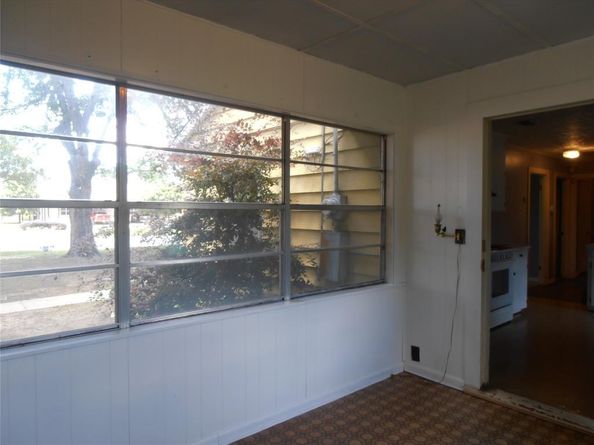 2108  Norwood Lane , Arlington Texas 76013