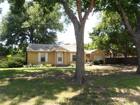 2108  Norwood Lane , Arlington Texas 76013