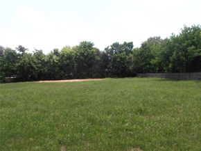 2108  Norwood Lane , Arlington Texas 76013