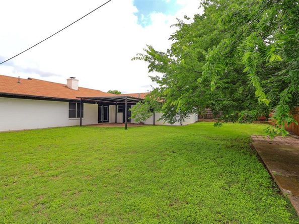 225  Hallbrook  , Fort Worth Texas 76134