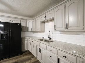 225  Hallbrook  , Fort Worth Texas 76134