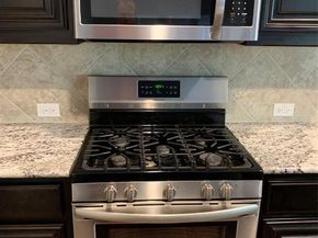 1609  Emerald Tree Place , Aubrey Texas 76227