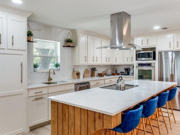 4043  Flintridge Drive , Dallas Texas 75244