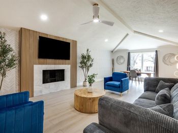 4043  Flintridge Drive 