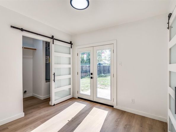 2916  Travis Avenue , Fort Worth Texas 76110