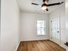 2916  Travis Avenue , Fort Worth Texas 76110