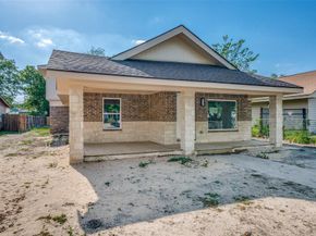 2916  Travis Avenue , Fort Worth Texas 76110