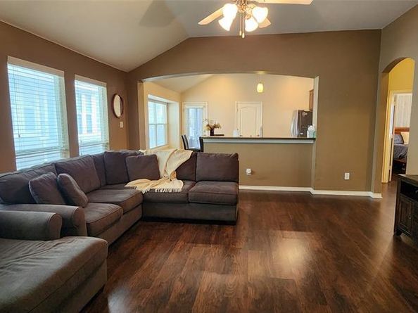1213  Charleston Lane , Savannah Texas 76227