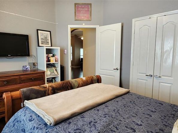 1213  Charleston Lane , Savannah Texas 76227