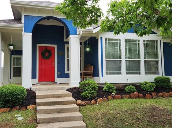 1213  Charleston Lane , Savannah Texas 76227