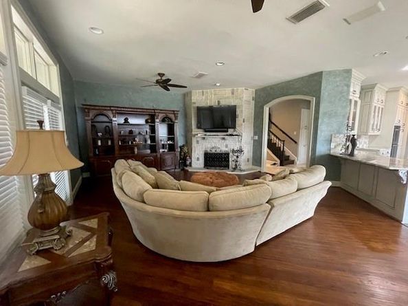 1900  Durance Court , Corinth Texas 76210