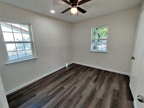 913  Rosewood Hills Drive , Garland Texas 75040
