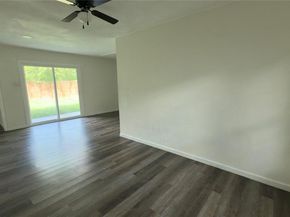 913  Rosewood Hills Drive , Garland Texas 75040