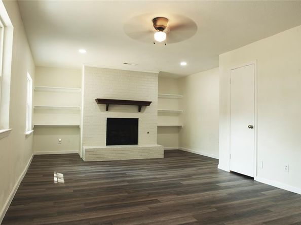 913  Rosewood Hills Drive , Garland Texas 75040