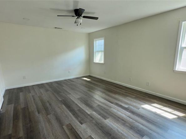 913  Rosewood Hills Drive , Garland Texas 75040