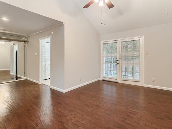 16301  Ledgemont Lane  269, Addison Texas 75001