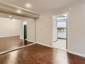16301  Ledgemont Lane  269, Addison Texas 75001