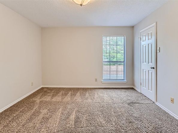 16301  Ledgemont Lane  269, Addison Texas 75001