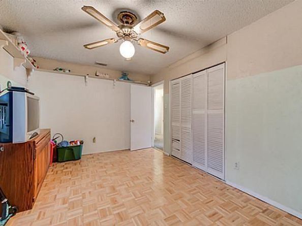 1818  Plantation Road , Garland Texas 75044