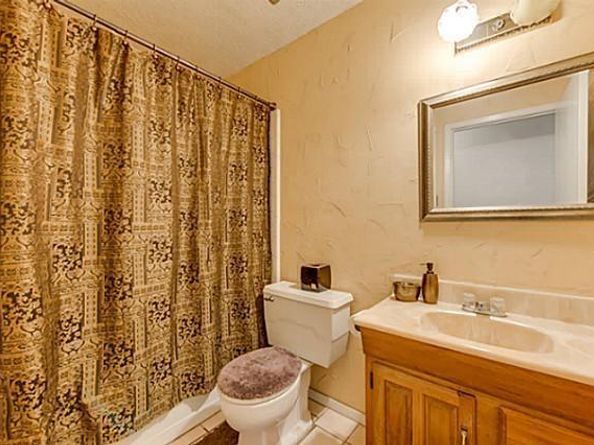 1818  Plantation Road , Garland Texas 75044
