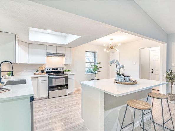 409  Brookview Drive , Garland Texas 75043