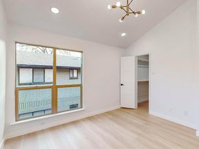 4015  Holland Avenue  102, Dallas Texas 75219
