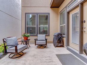 672  Aspen Valley Lane , Dallas Texas 75208