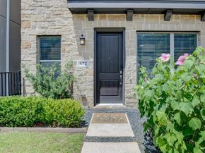 672  Aspen Valley Lane , Dallas Texas 75208