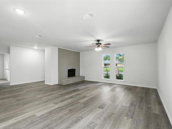 4613  Tarry Drive , Garland Texas 75043