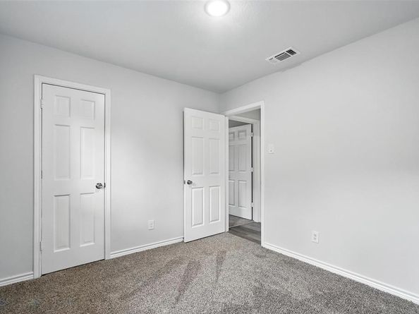 4613  Tarry Drive , Garland Texas 75043