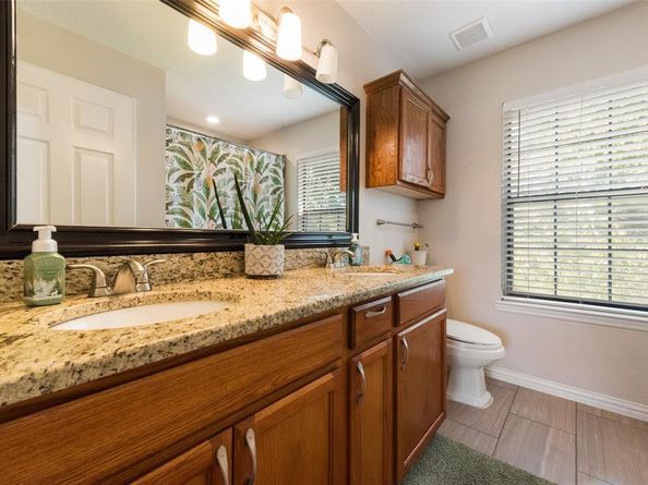 2333  Snowdon Drive , Arlington Texas 76018