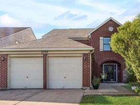 2333  Snowdon Drive , Arlington Texas 76018