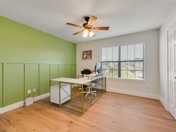 2333  Snowdon Drive , Arlington Texas 76018