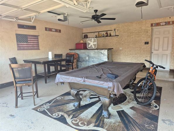 2333  Snowdon Drive , Arlington Texas 76018