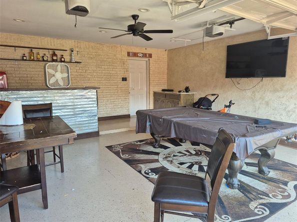 2333  Snowdon Drive , Arlington Texas 76018