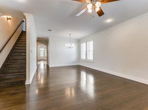 4706  Belmont Avenue , Dallas Texas 75204