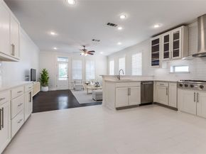 4706  Belmont Avenue , Dallas Texas 75204