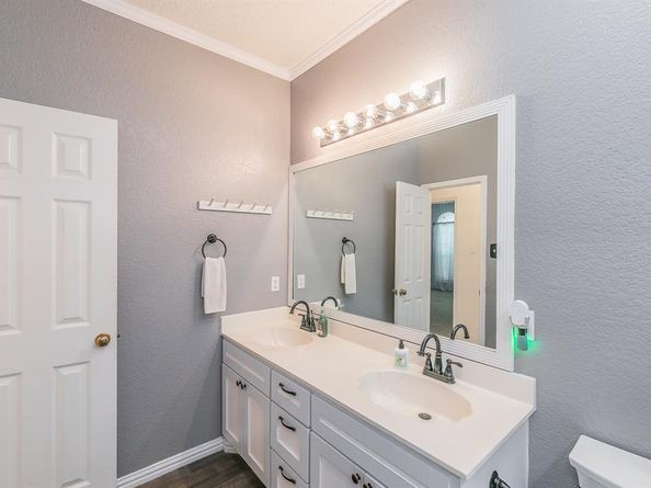 2311  Shiloh Lane , Mesquite Texas 75181