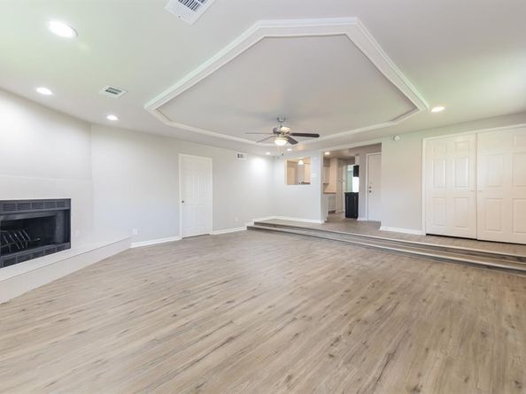 1309  Parkmont Drive , Garland Texas 75041