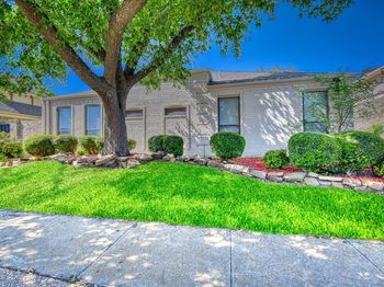 433  Tall Oaks Lane 