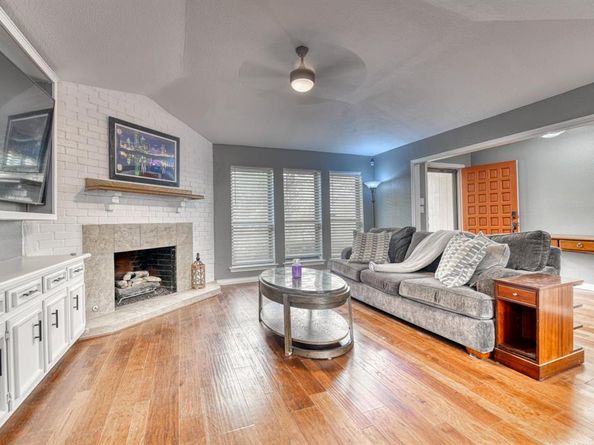 433  Tall Oaks Lane , Richardson Texas 75081