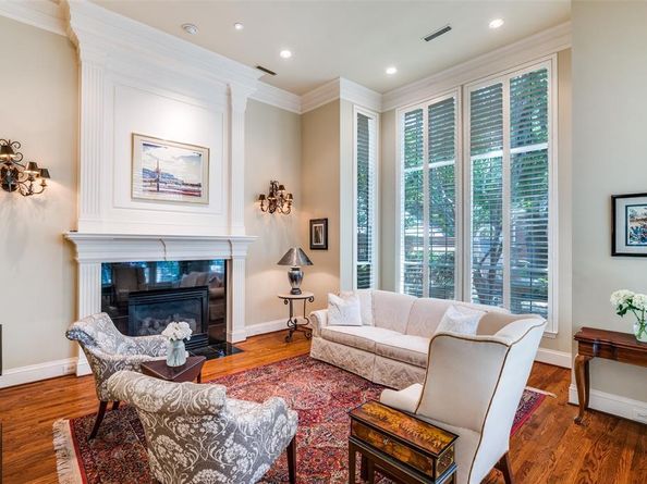 18  Cheltenham Way , Dallas Texas 75230