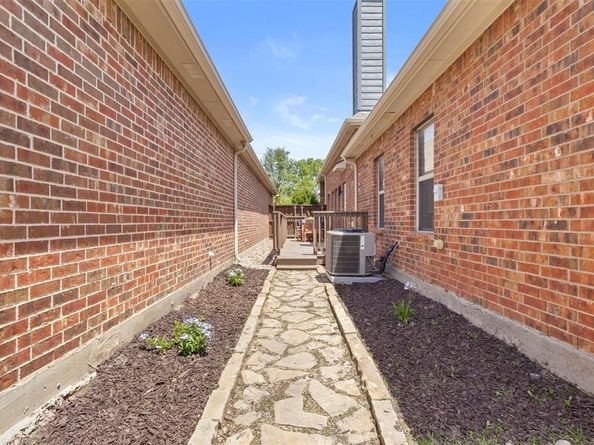 1403  Petersburgh Place , Allen Texas 75013