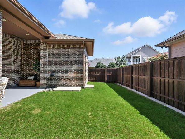 2309  Cardinal Boulevard , Carrollton Texas 75010