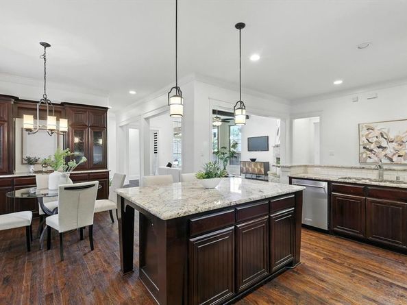 2309  Cardinal Boulevard , Carrollton Texas 75010