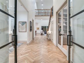 3903  Lively Lane , Dallas Texas 75220