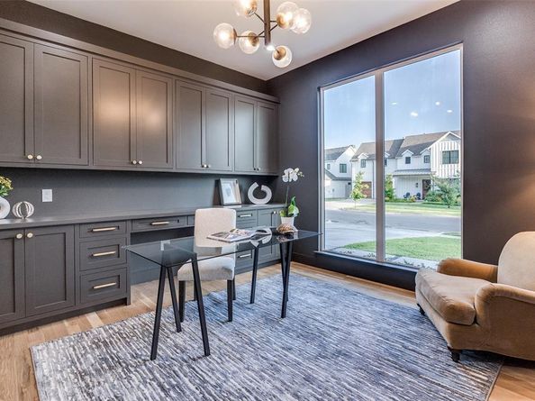 3903  Lively Lane , Dallas Texas 75220